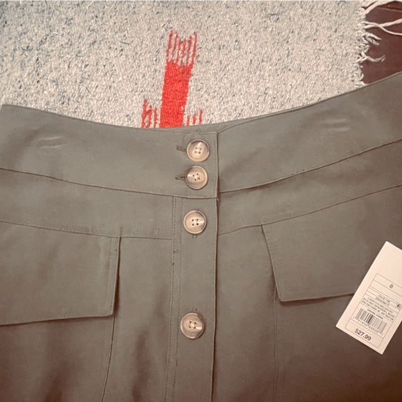 Hunter green button up skirt - Picture 4 of 7